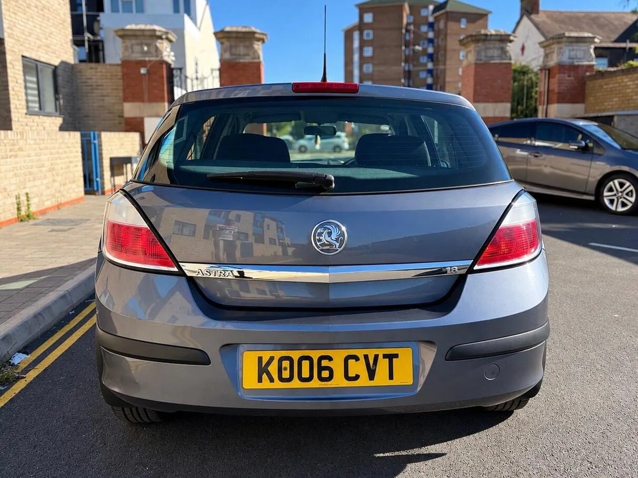 Vauxhall Astra 2006 photo 5