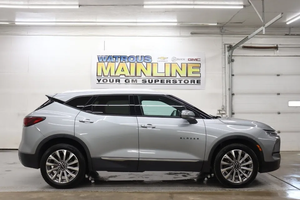 Chevrolet Blazer 2023 photo 3