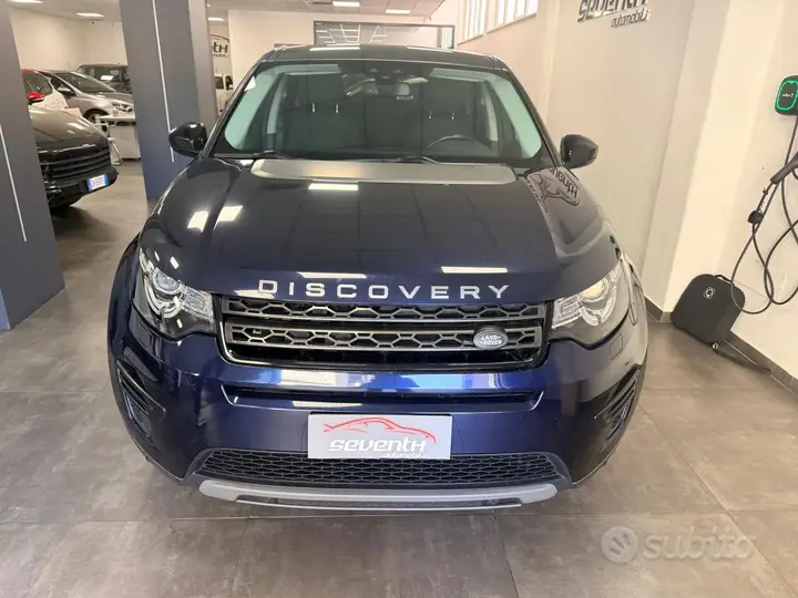 Land Rover Discovery Sport 2018 photo 2