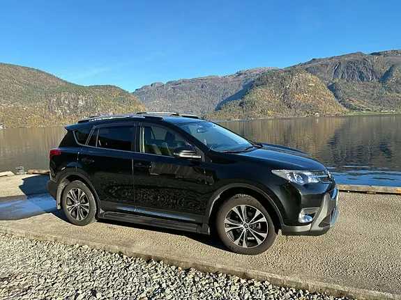 Toyota Rav4 2014 photo 2