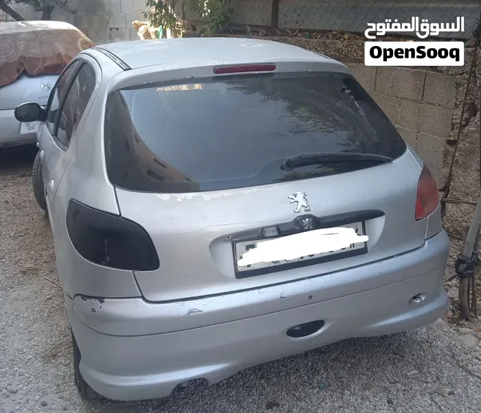 Peugeot 206 2008 photo 4