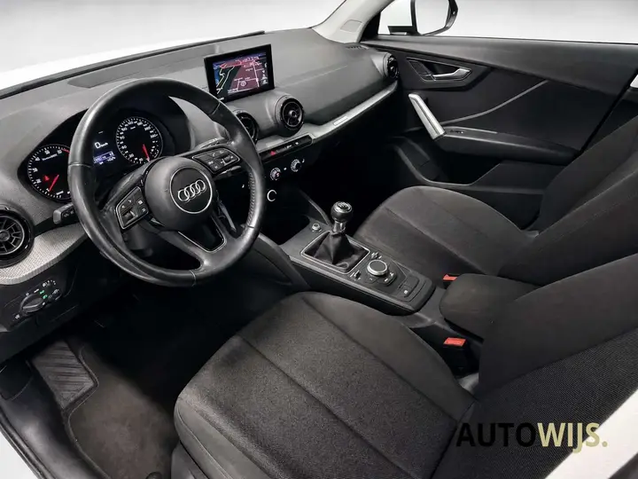 Audi Q2 2017 photo 5