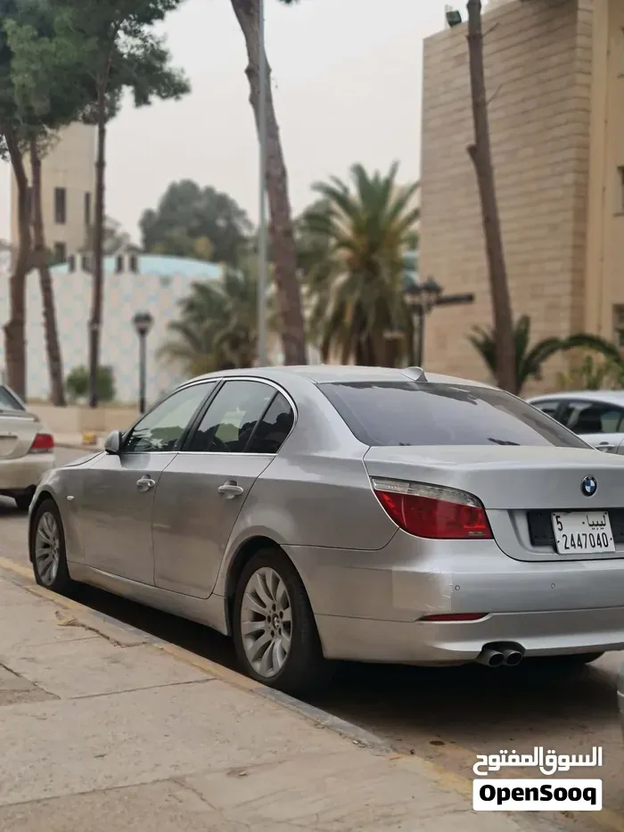BMW 5 Series 2009 photo 5