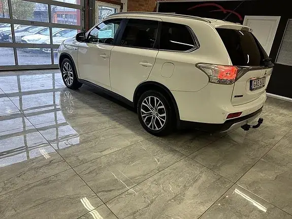 Mitsubishi Outlander 2015 photo 4