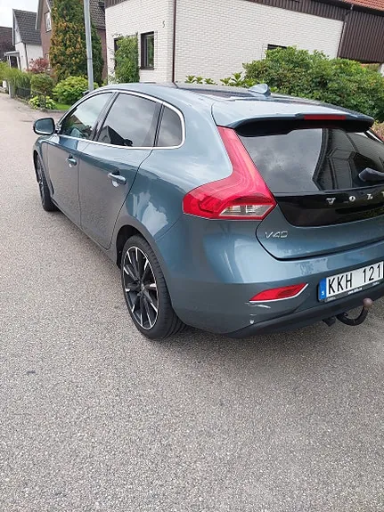 Volvo V40 2013 photo 2