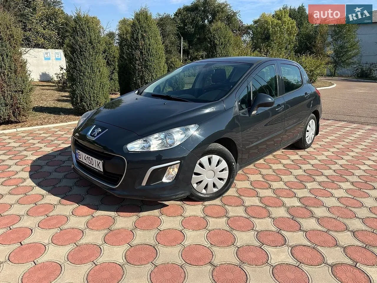 Peugeot 308 2012 photo 2