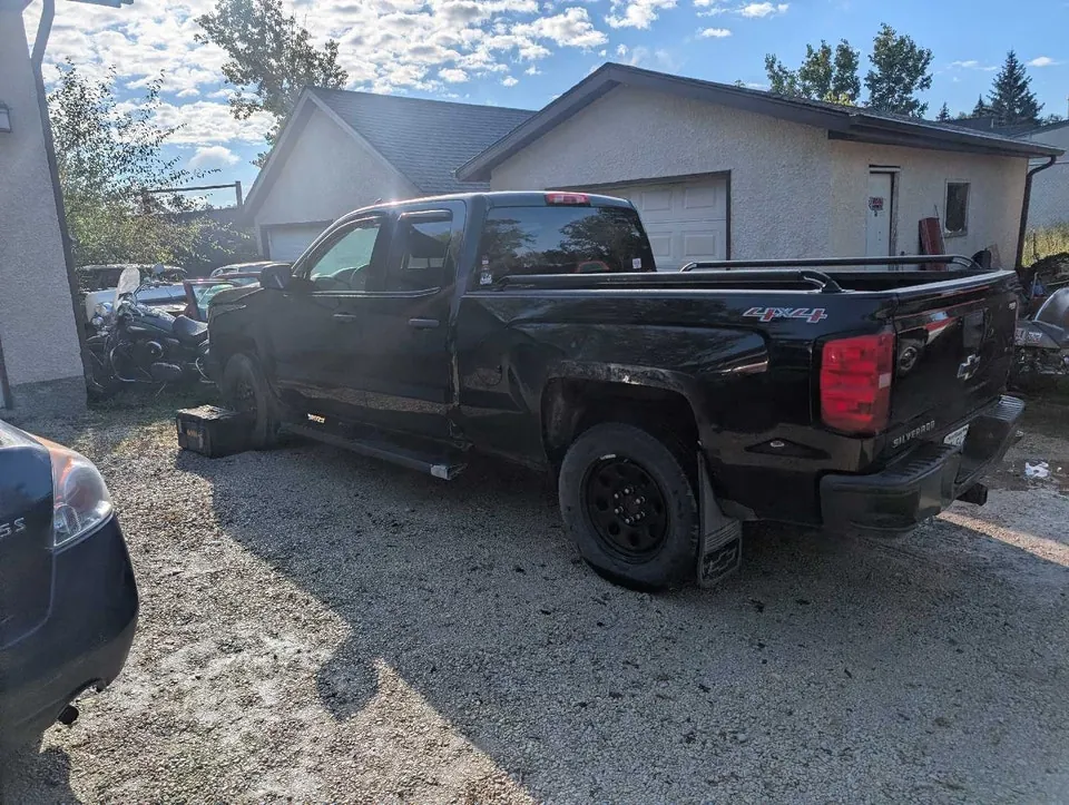 Chevrolet Silverado 2015 photo 3