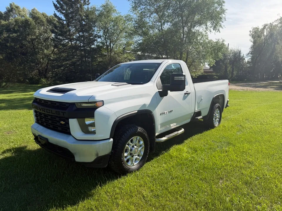 Chevrolet Silverado 2500Hd 2021 photo 2