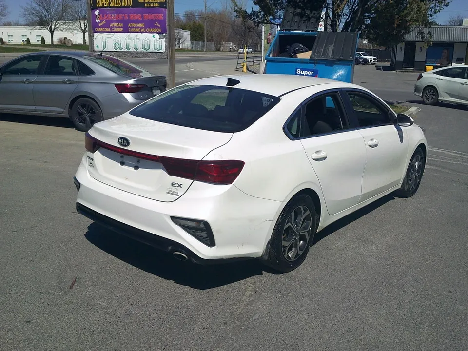 Kia Forte 2020 photo 4