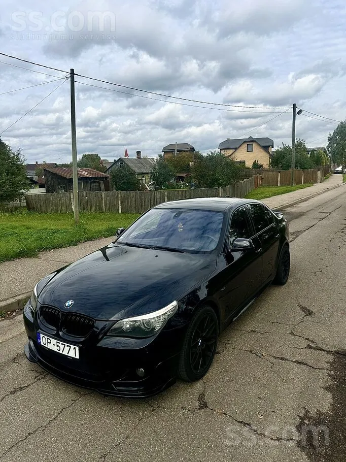 BMW E60