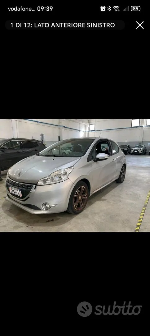 Peugeot 208