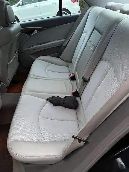 Mercedes-Benz E 320