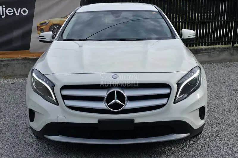 Mercedes-Benz Gla 200 2016 photo 2