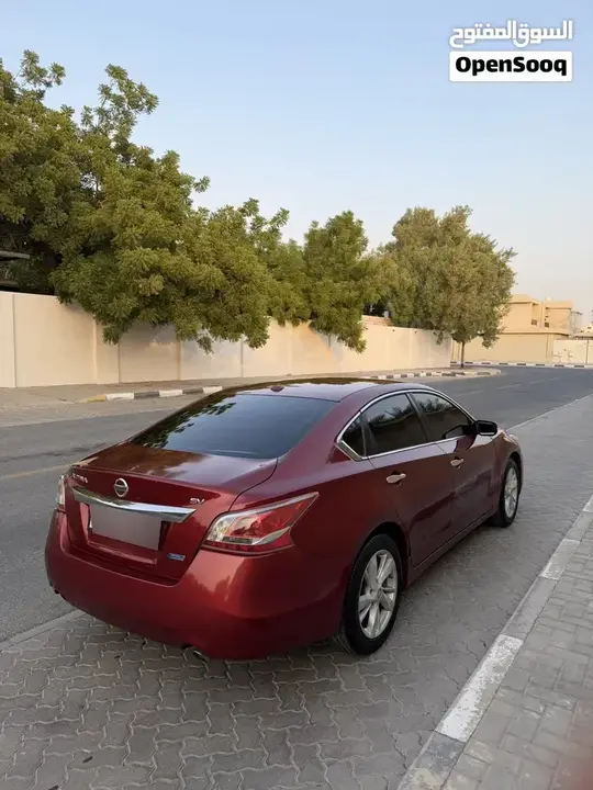 Nissan Altima 2013 photo 2