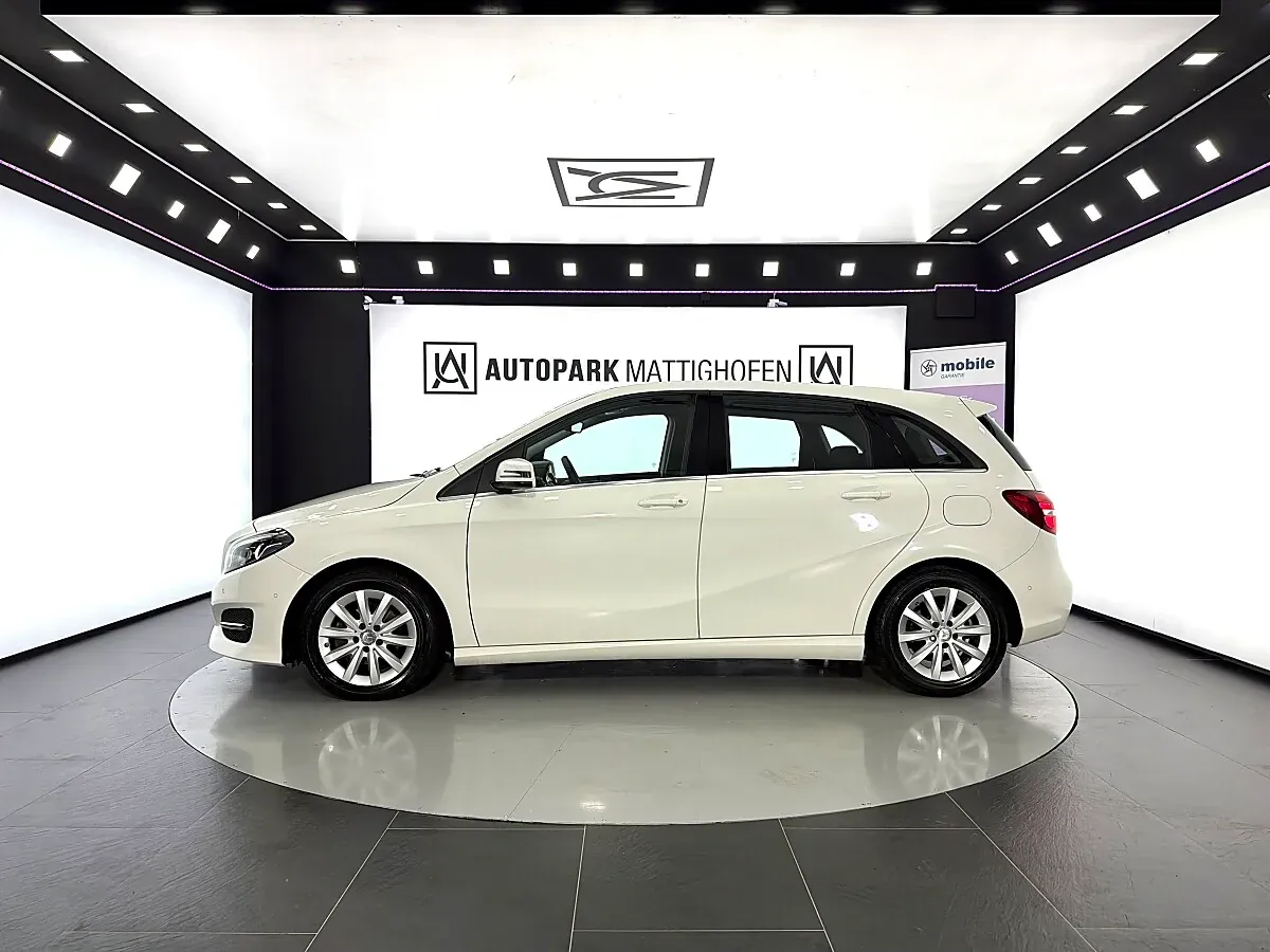 Mercedes-Benz B-Class 2015 photo 3