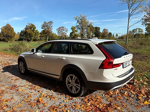 Volvo V90 Cross Country 2017 photo 4
