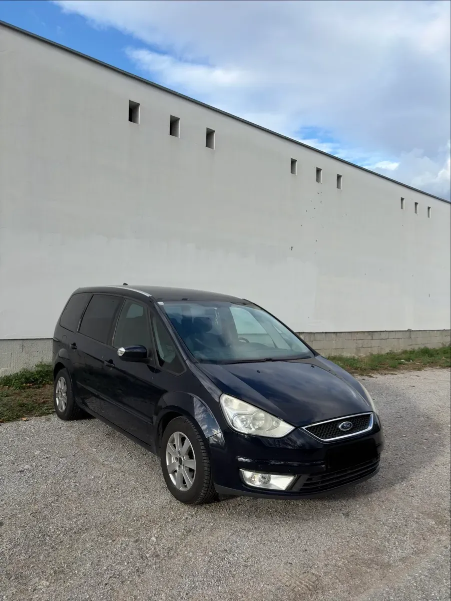 Ford Galaxy 2007 photo 2