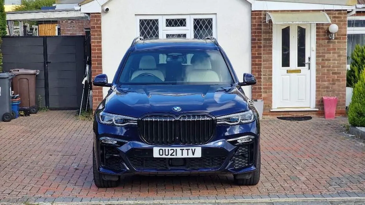 BMW X7 2021 photo 3