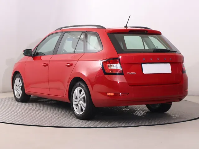 Skoda Fabia Combi 2022 photo 3