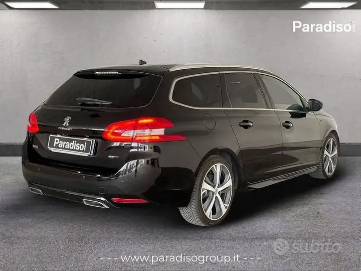 Peugeot 308 2017 photo 2