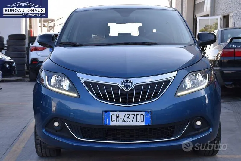 Lancia Ypsilon 2022 photo 2