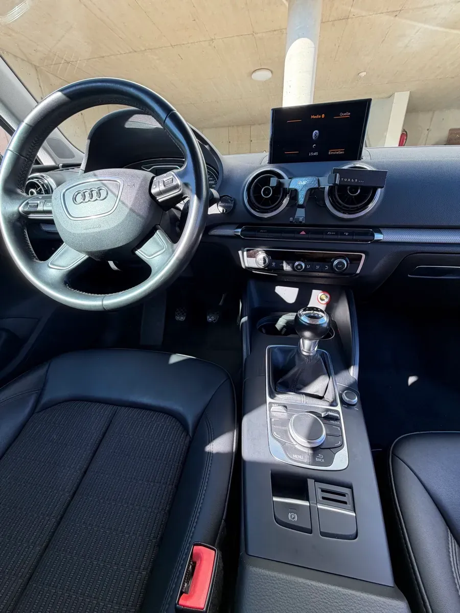 Audi A3 2016 photo 2