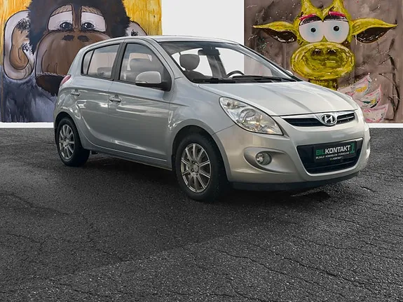 Hyundai I20 2012 photo 3