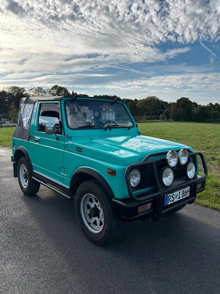 Suzuki Samurai