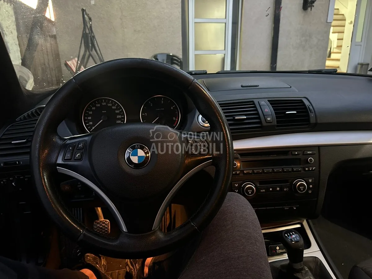 BMW 116 2010 photo 3