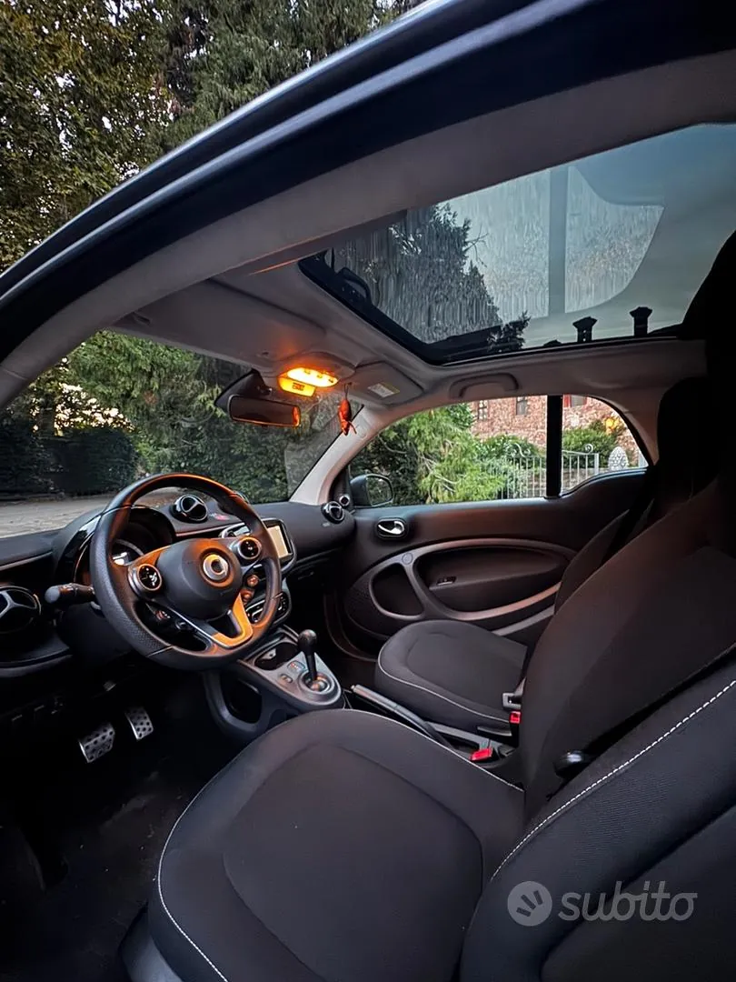 Smart Fortwo 2019 photo 5