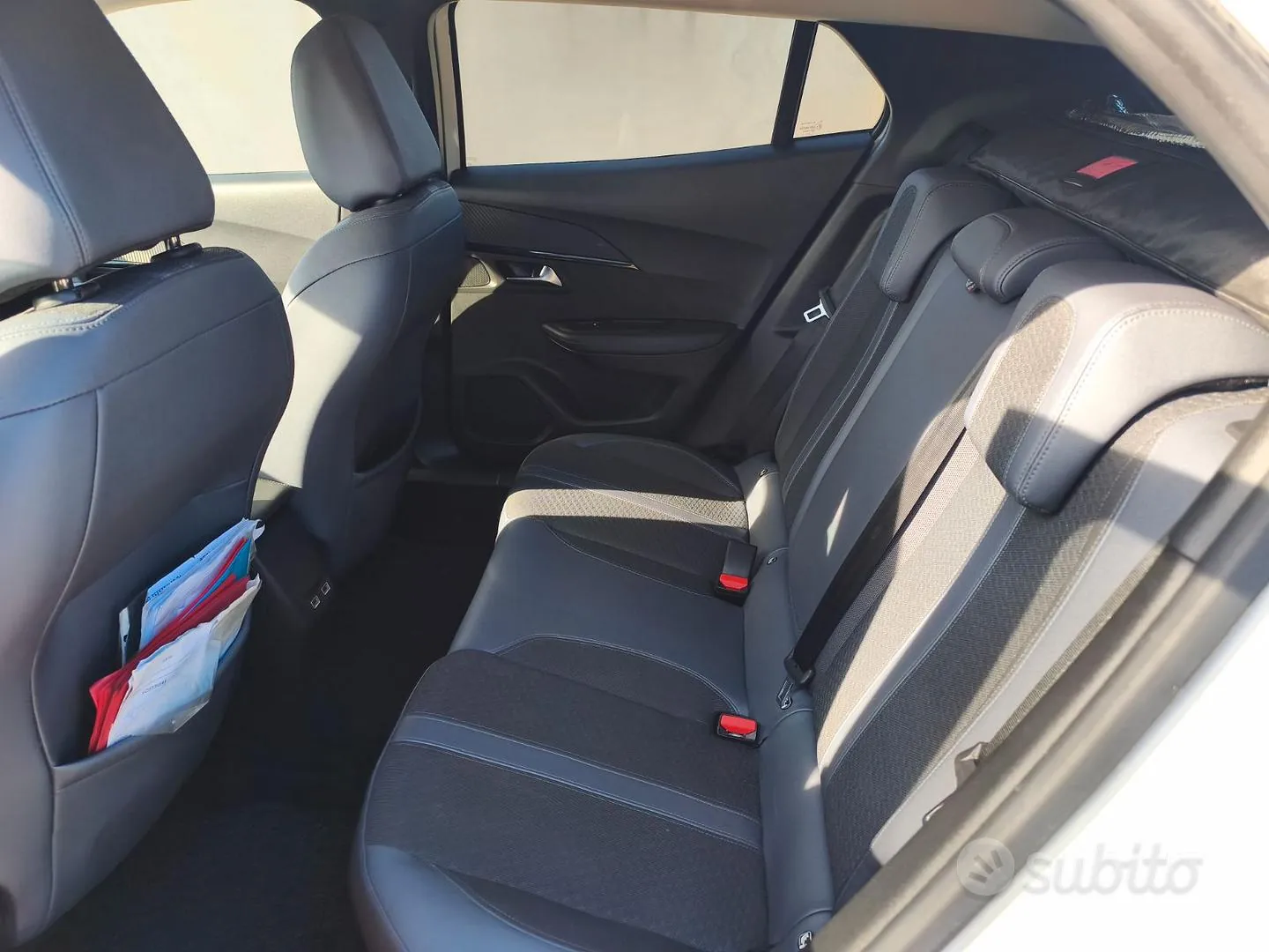 Peugeot 2008 2021 photo 5
