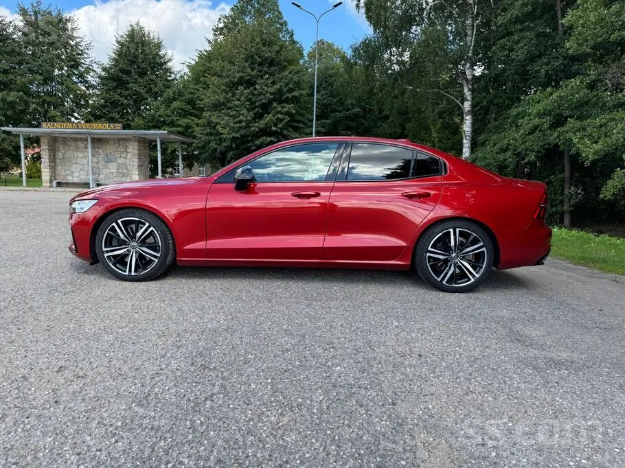 Volvo S60 2020 photo 3
