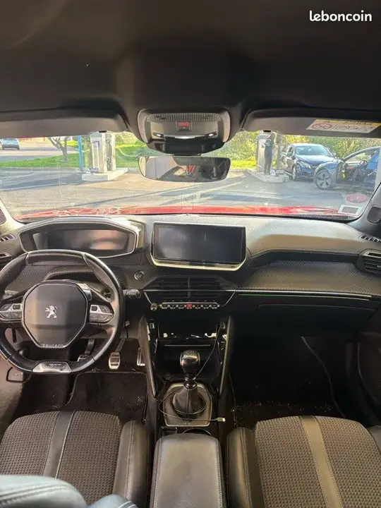 Peugeot 2008 2020 photo 3
