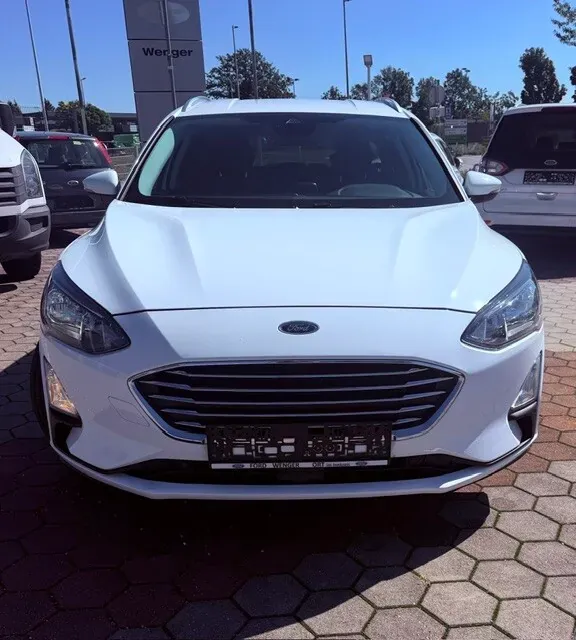 Ford Focus 2022 photo 3