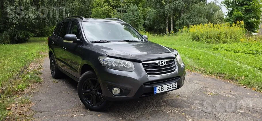Hyundai Santa Fe 2011 photo 2