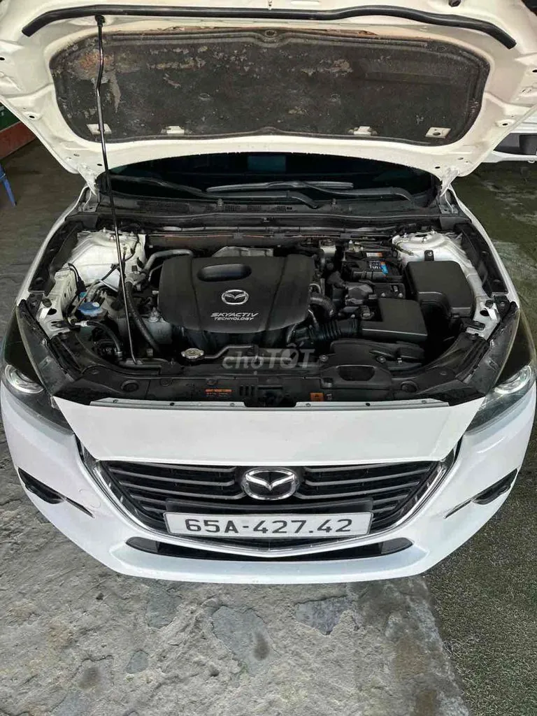Mazda 3 2017 photo 4