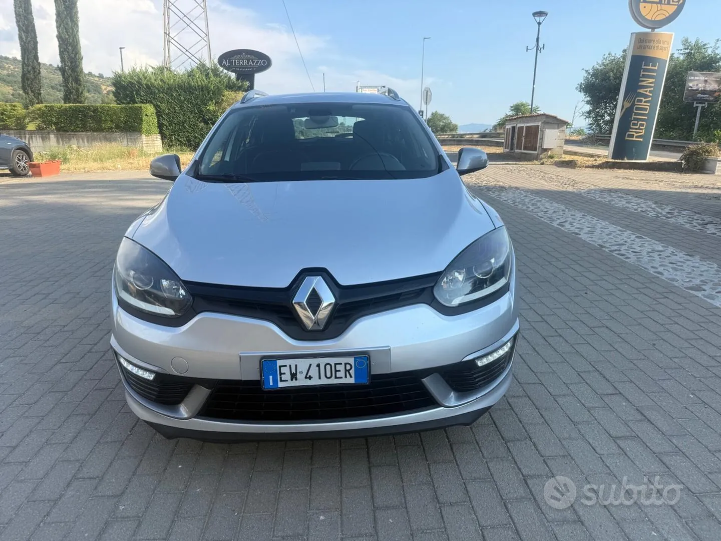 Renault Megane 2014 photo 2