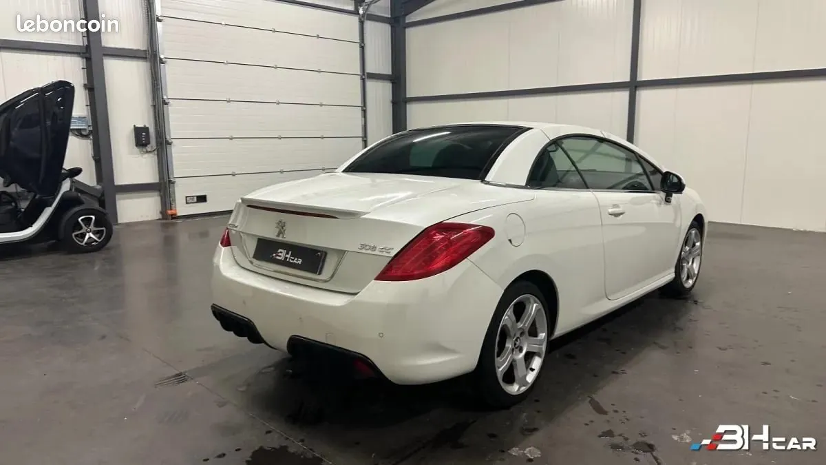 Peugeot 308 2011 photo 5