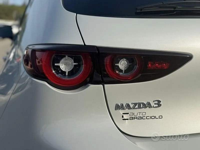 Mazda Mazda3 2025 photo 4