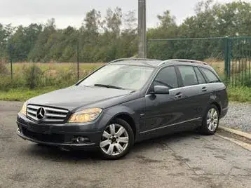 Mercedes-Benz C200