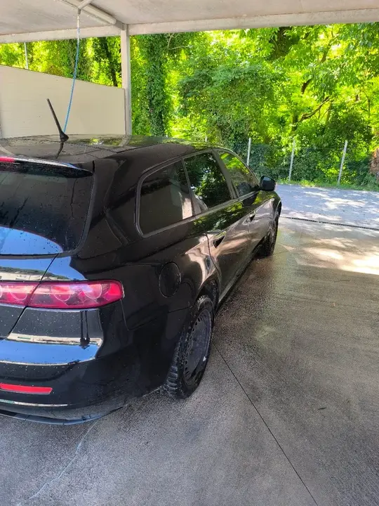 Alfa Romeo 159 2009 photo 2