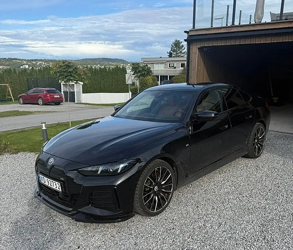 BMW I4 2025 photo 2
