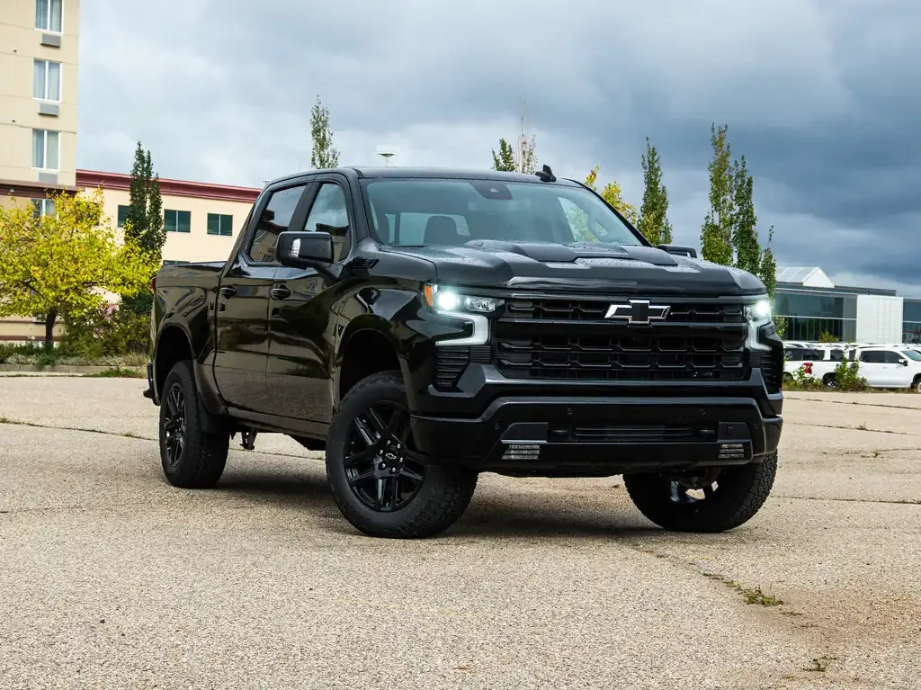 Chevrolet Silverado 1500 2026 photo 2