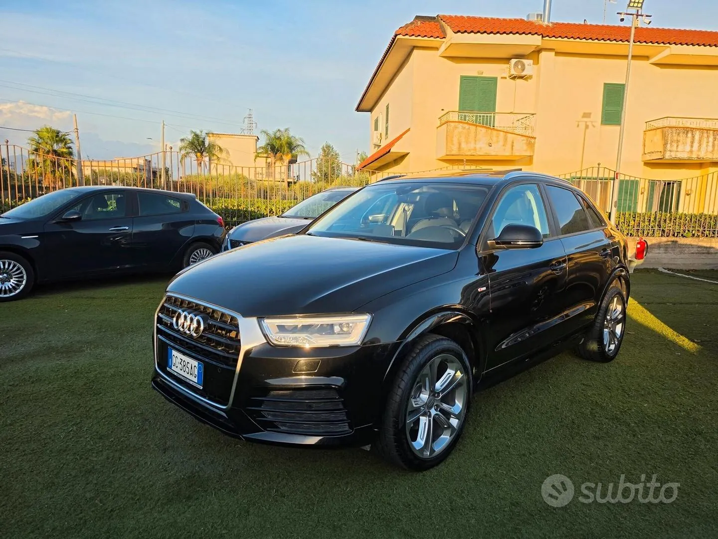 Audi Q3 2016 photo 2