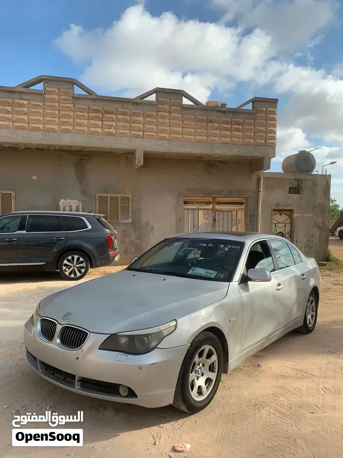 BMW 5 Series 2008 photo 2