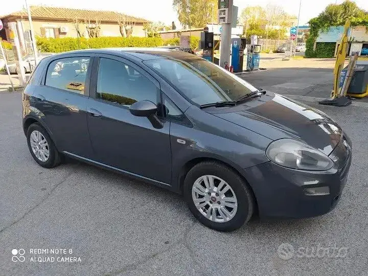 Fiat Punto 2014 photo 2