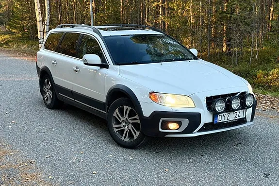 Volvo Xc70 2012 photo 2