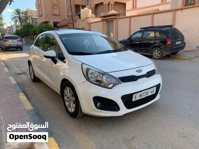 Kia Rio 2013 photo 3