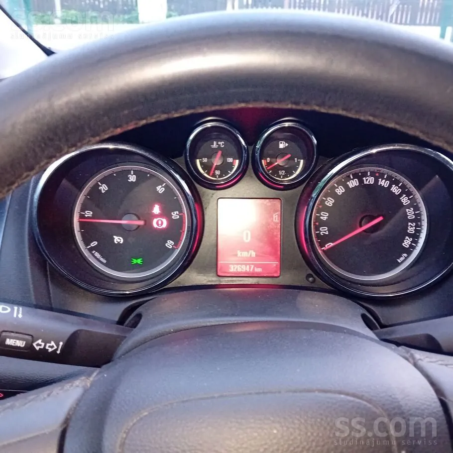 Opel Astra 2013 photo 5