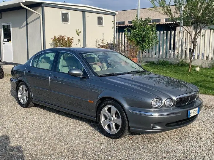 Jaguar X-Type 2002 photo 3